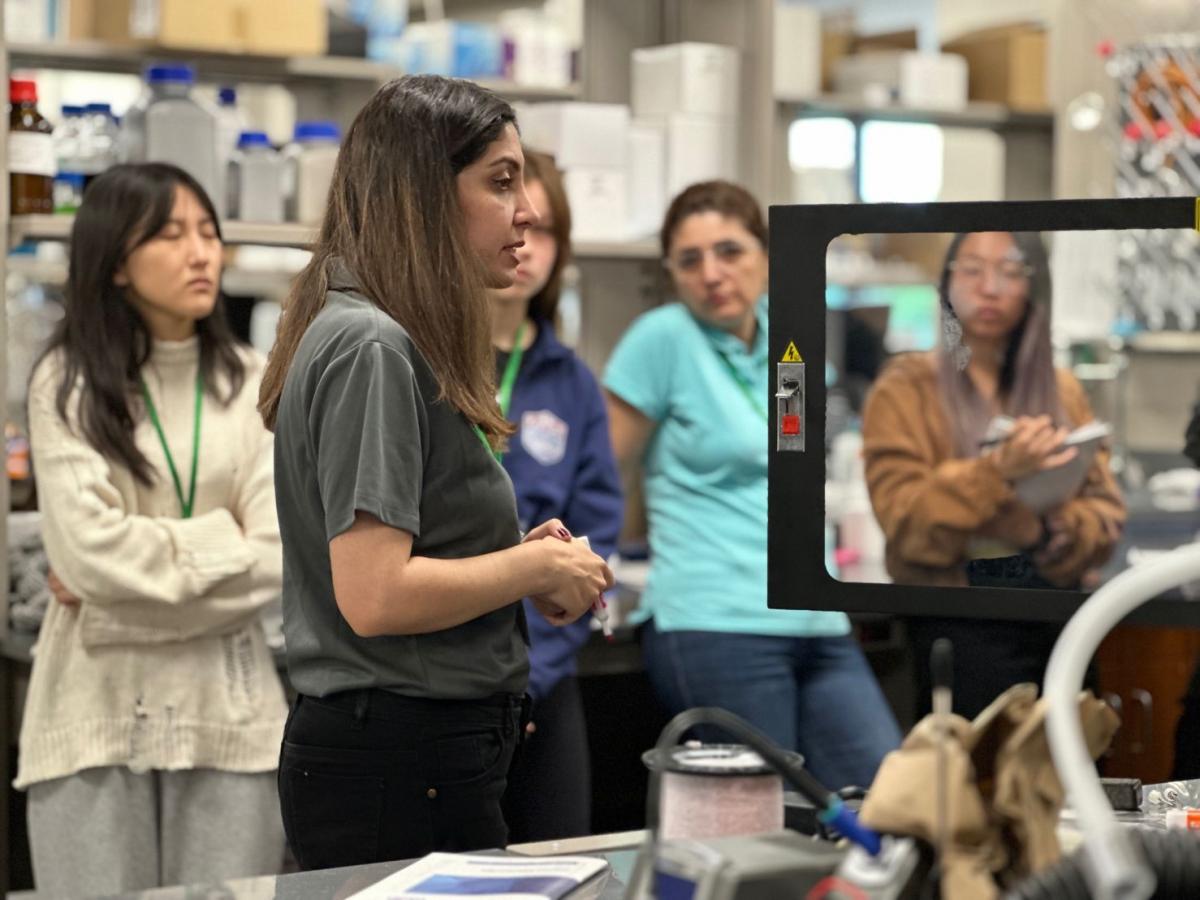 Dr. Neda Habibi in lab with students